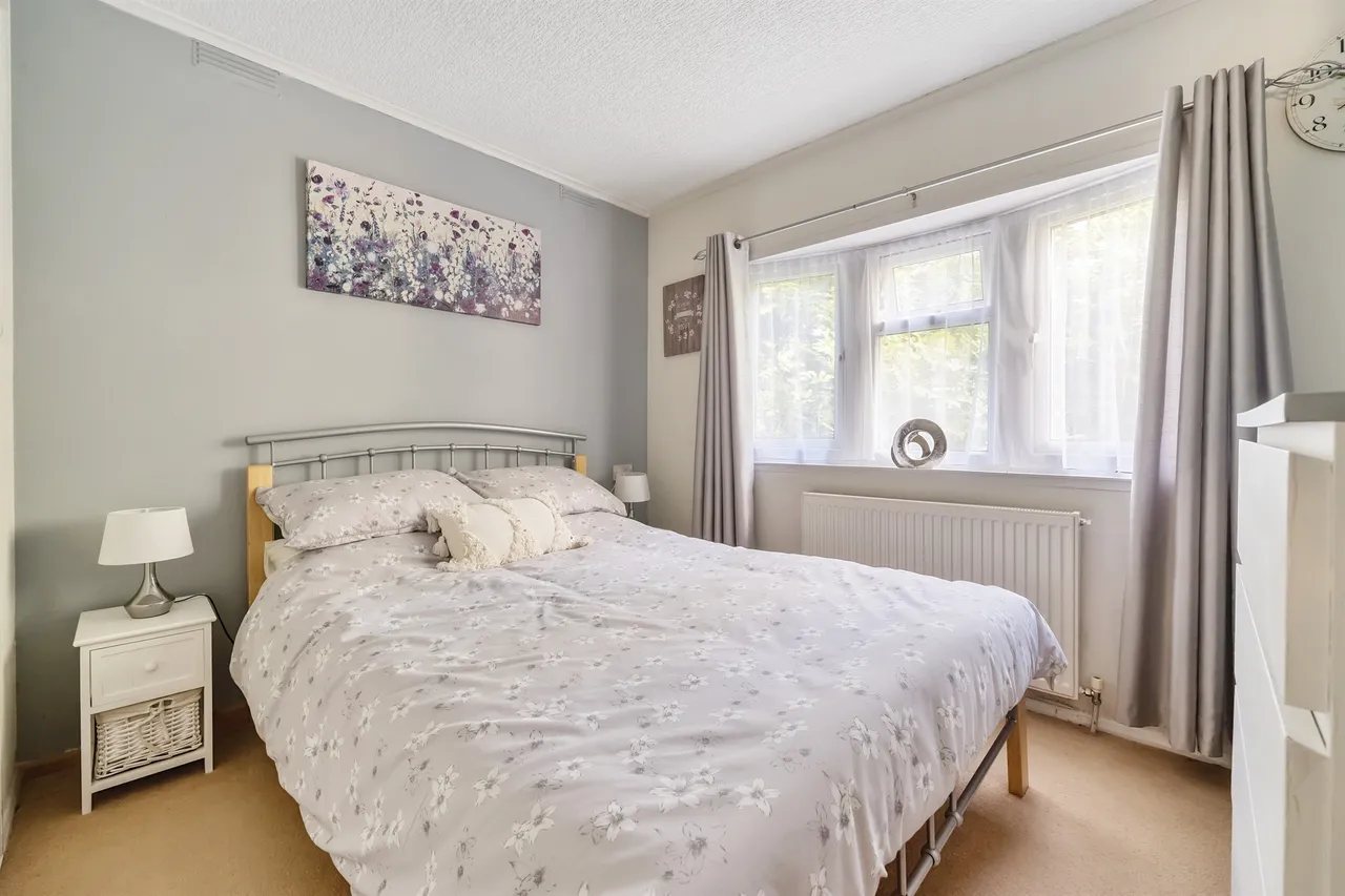 Chesham Road, Wigginton, HP23, photo 6