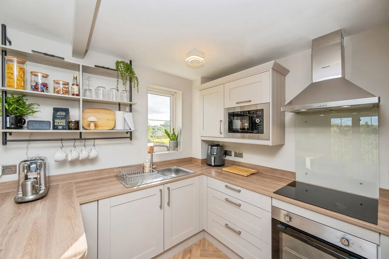 Meadowbank, Tamworth, B78, photo 14