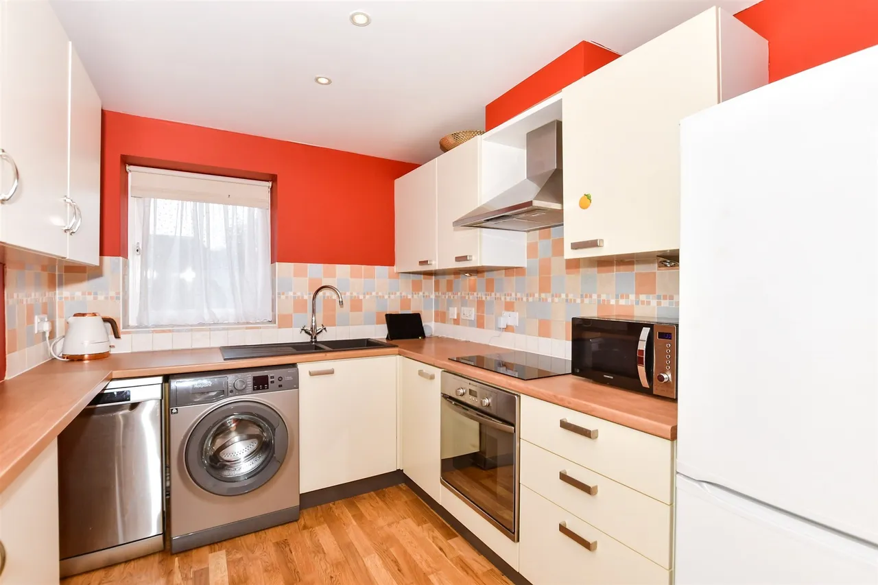 Bambridge Court, Maidstone, ME14, photo 3