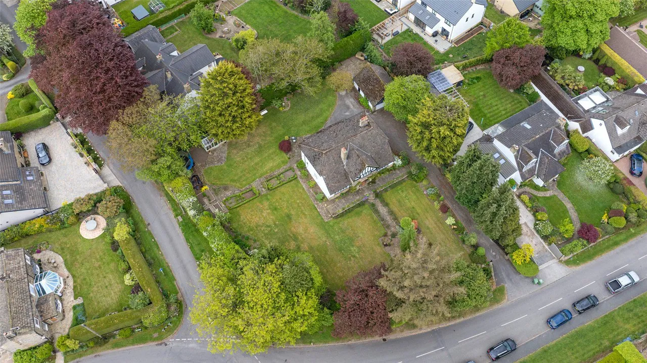 Creskeld Lane, Bramhope, LS16, photo 24