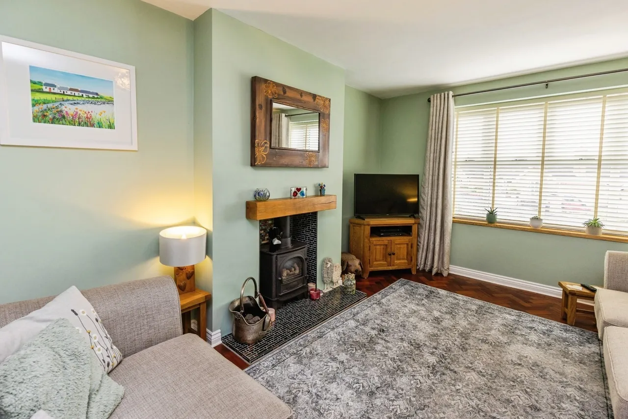 Snowdon Drive, Wrexham, LL11, photo 5