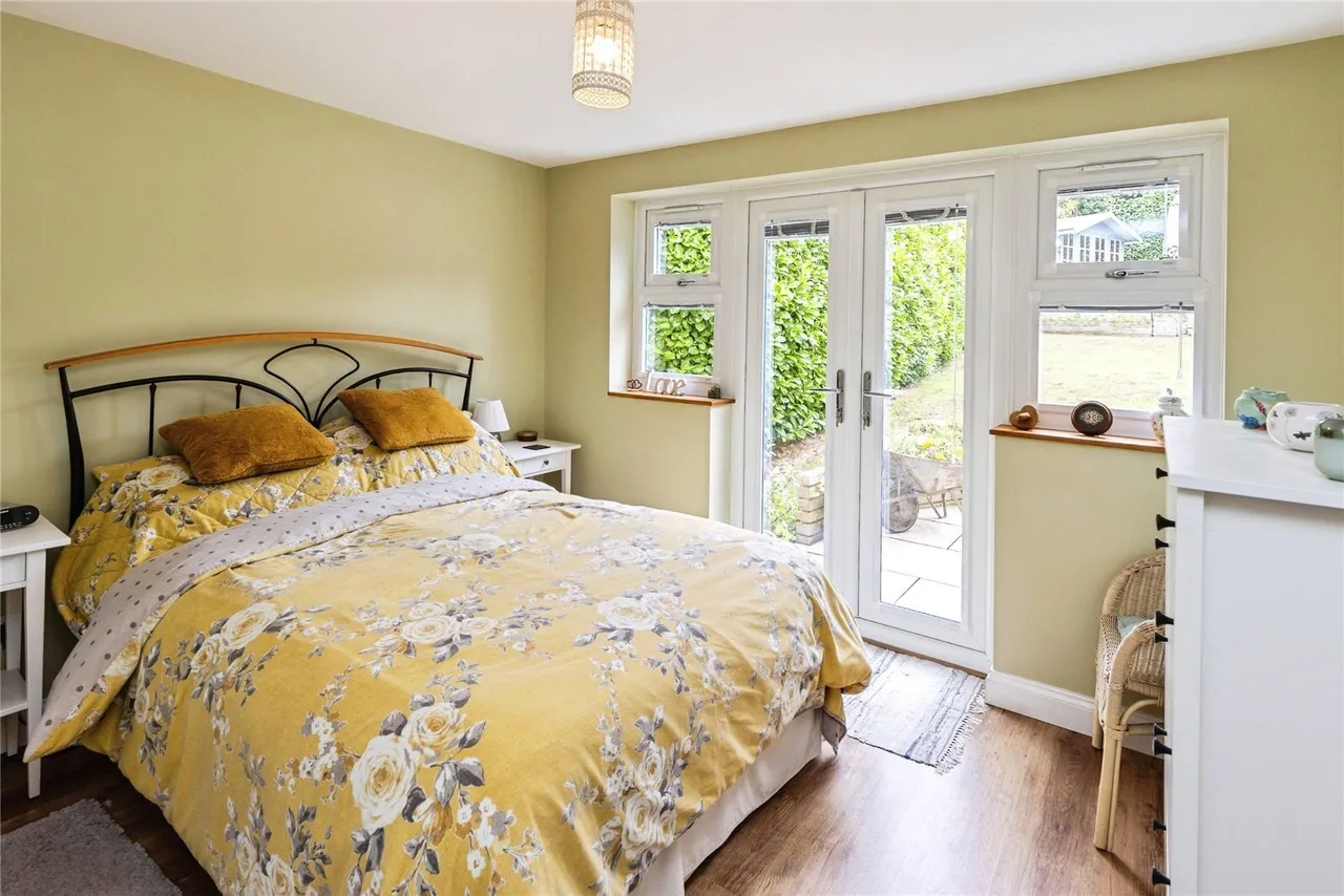 Snowdon Drive, Wrexham, LL11, photo 4