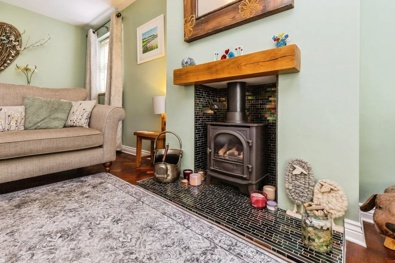 Snowdon Drive, Wrexham, LL11, photo 6