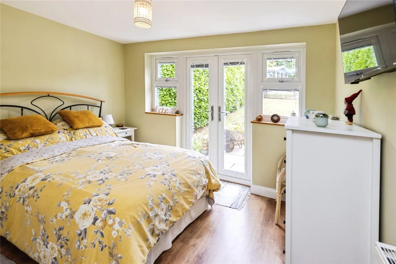 Snowdon Drive, Wrexham, LL11, photo 13