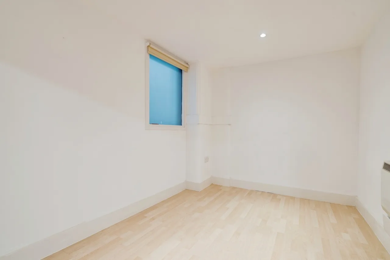 Great Moor Street, Bolton, BL1, photo 10