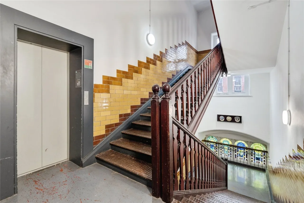 Great Moor Street, Bolton, BL1, photo 15