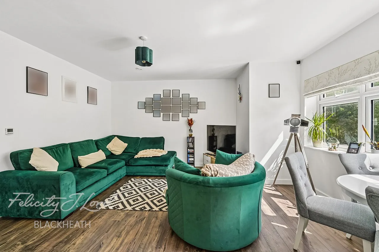 2 bed flat for sale, Shooters Hill