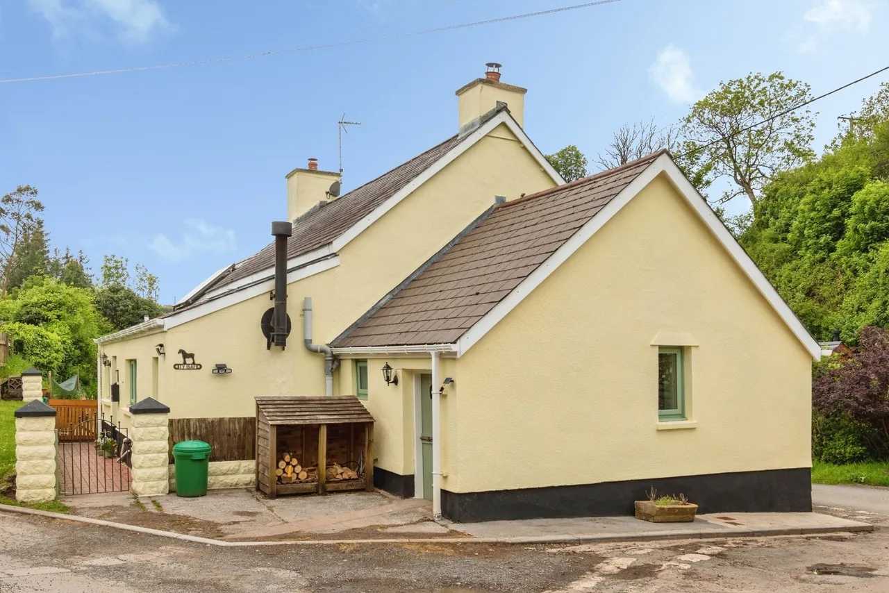 Broadlay, Ferryside, SA17, photo 27