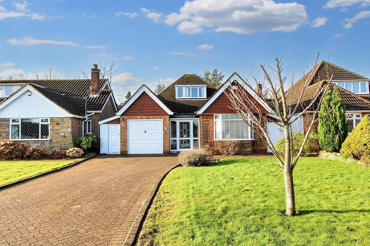 3 bed house for sale — Irnham Road, Sutton Coldfield, Sutton Coldfield, B74 2TP