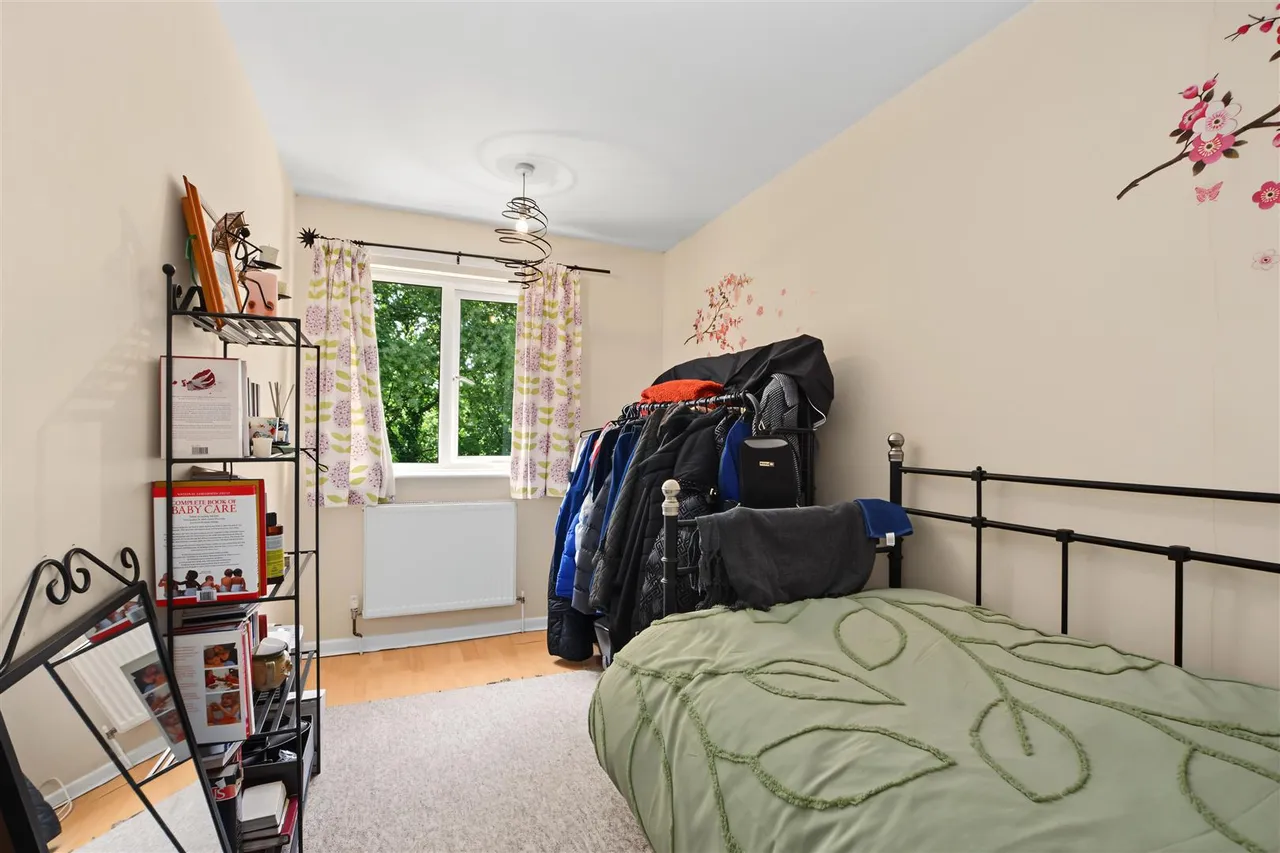Rugby Close, Nottingham, NG5, photo 6