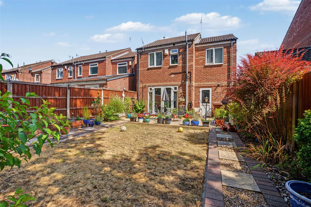 Rugby Close, Nottingham, NG5, photo 8