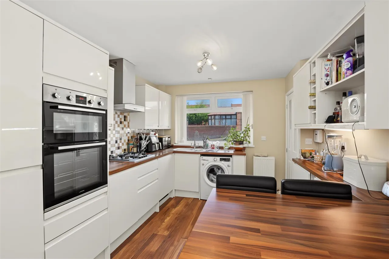 Rugby Close, Nottingham, NG5, photo 2