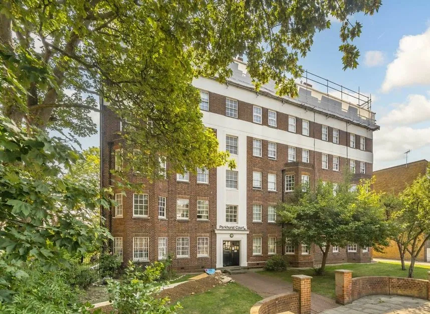 2 bed flat to rent — Warlters Road, Islington, N7