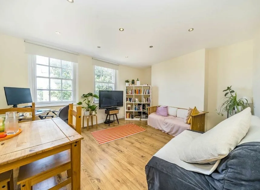 Warlters Road, Islington, N7, photo 2