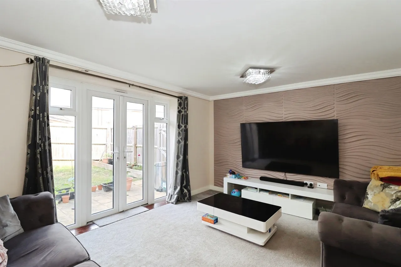 Heather Road, Emersons Green, BS16, photo 3