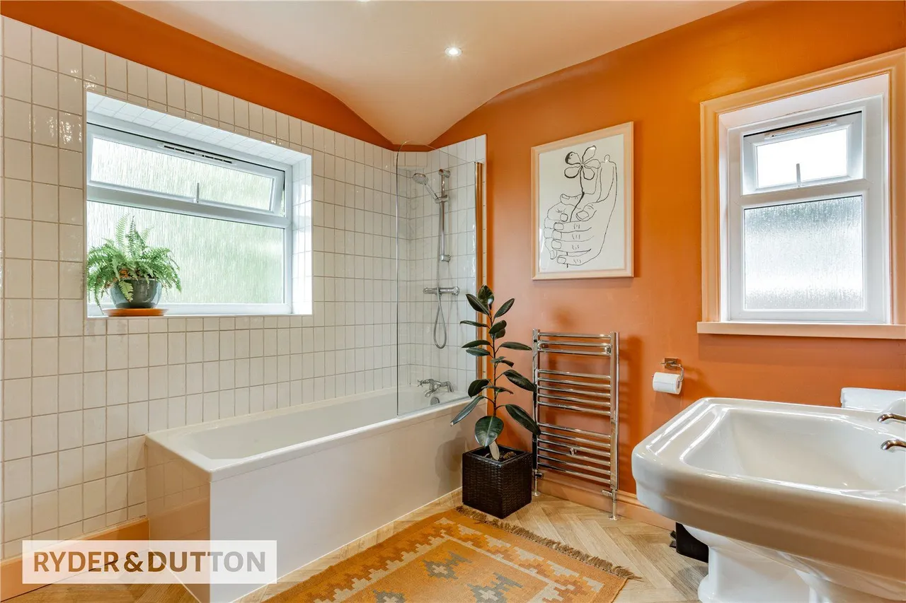 Middleton Road, Heywood, OL10, photo 8