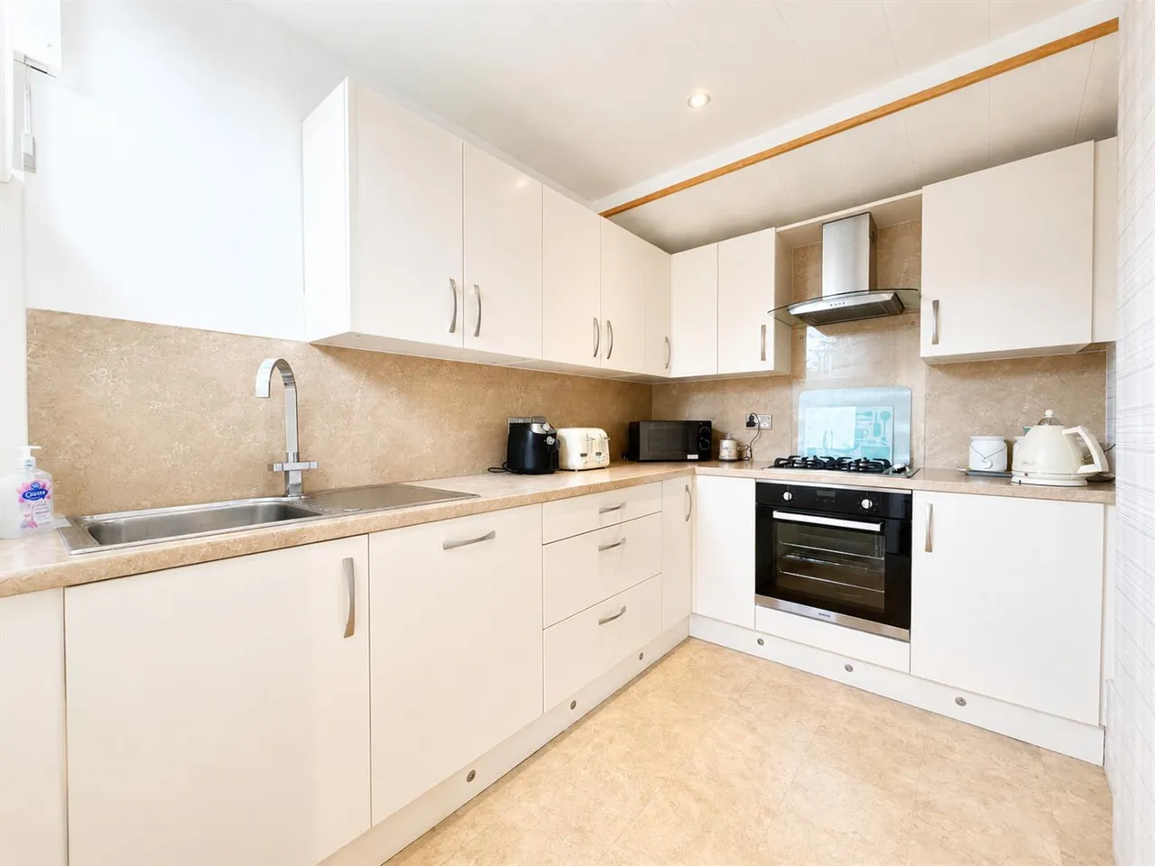 Gowan Brae, Caldercruix, Airdrie, ML6 7RB, photo 9
