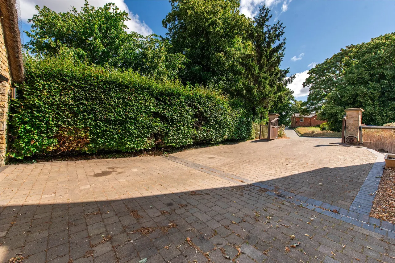St. Botolphs Road, Barton Seagrave, NN15, photo 27