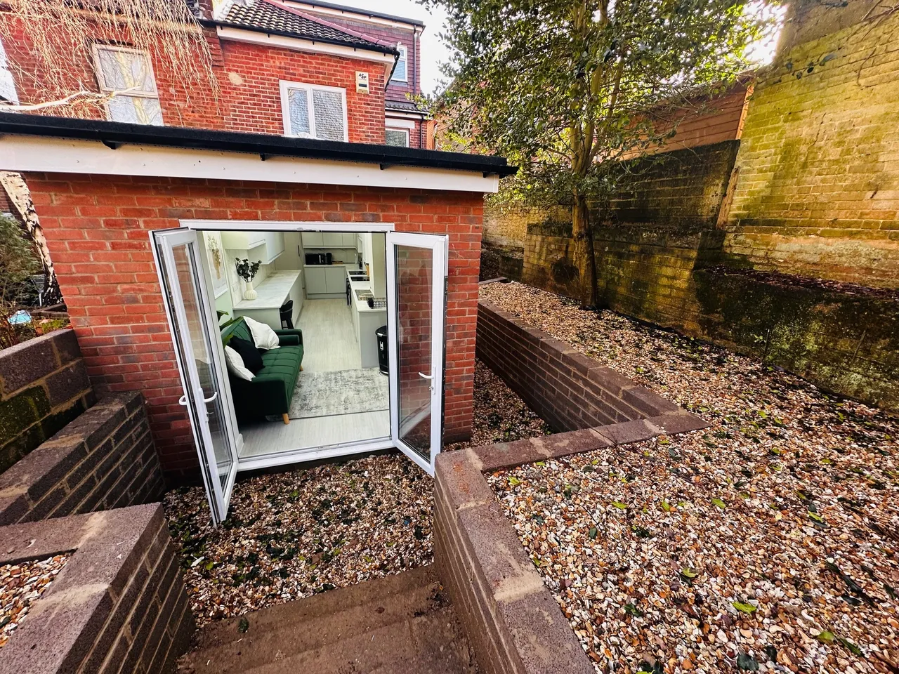 Somerley Road, Winton, BH9, photo 14