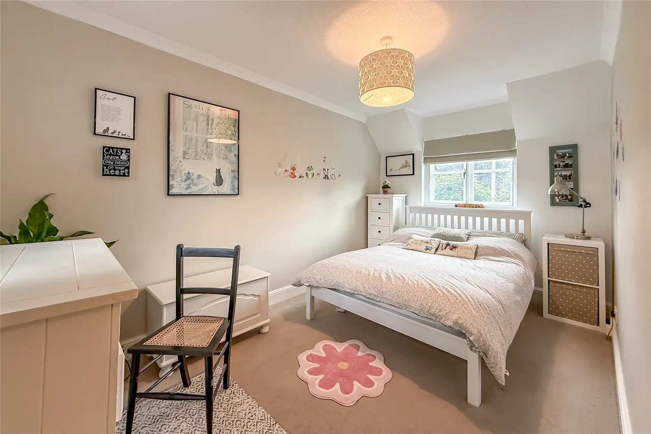 Fish Street, Redbourn, Hertfordshire, AL3 7LP, photo 9
