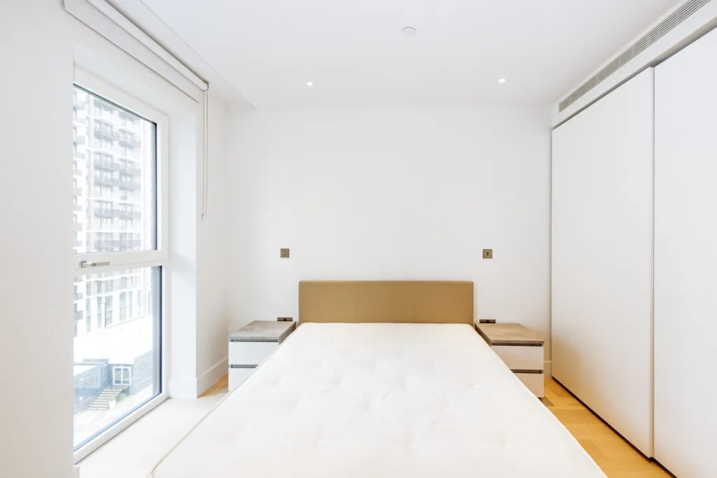 Cascade Way, White City, W12, photo 12