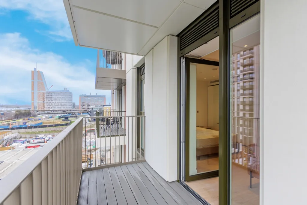 Cascade Way, White City, W12, photo 14