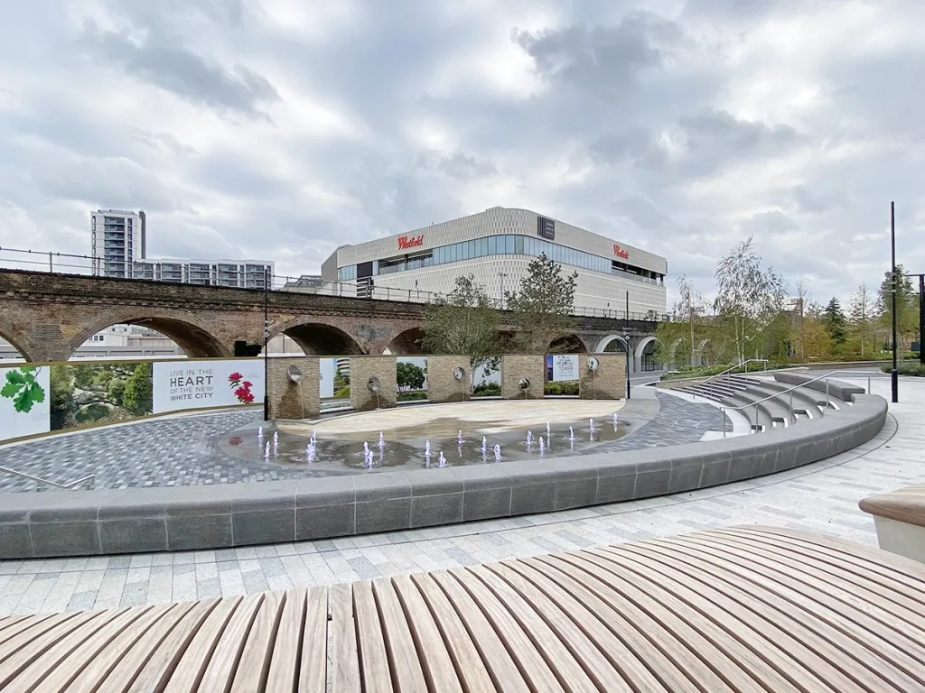 Cascade Way, White City, W12, photo 16