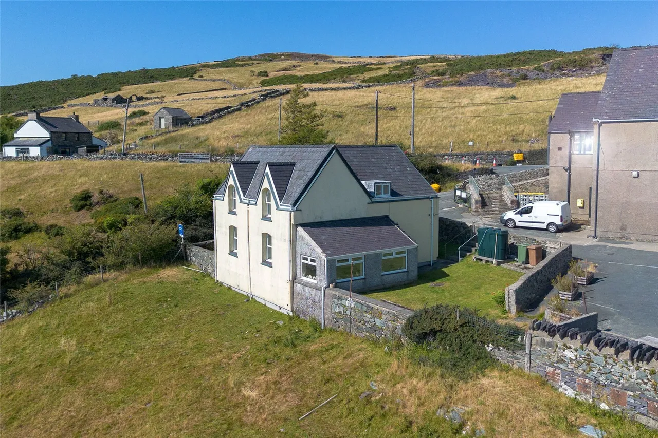 Fachwen, Caernarfon, LL55, photo 14