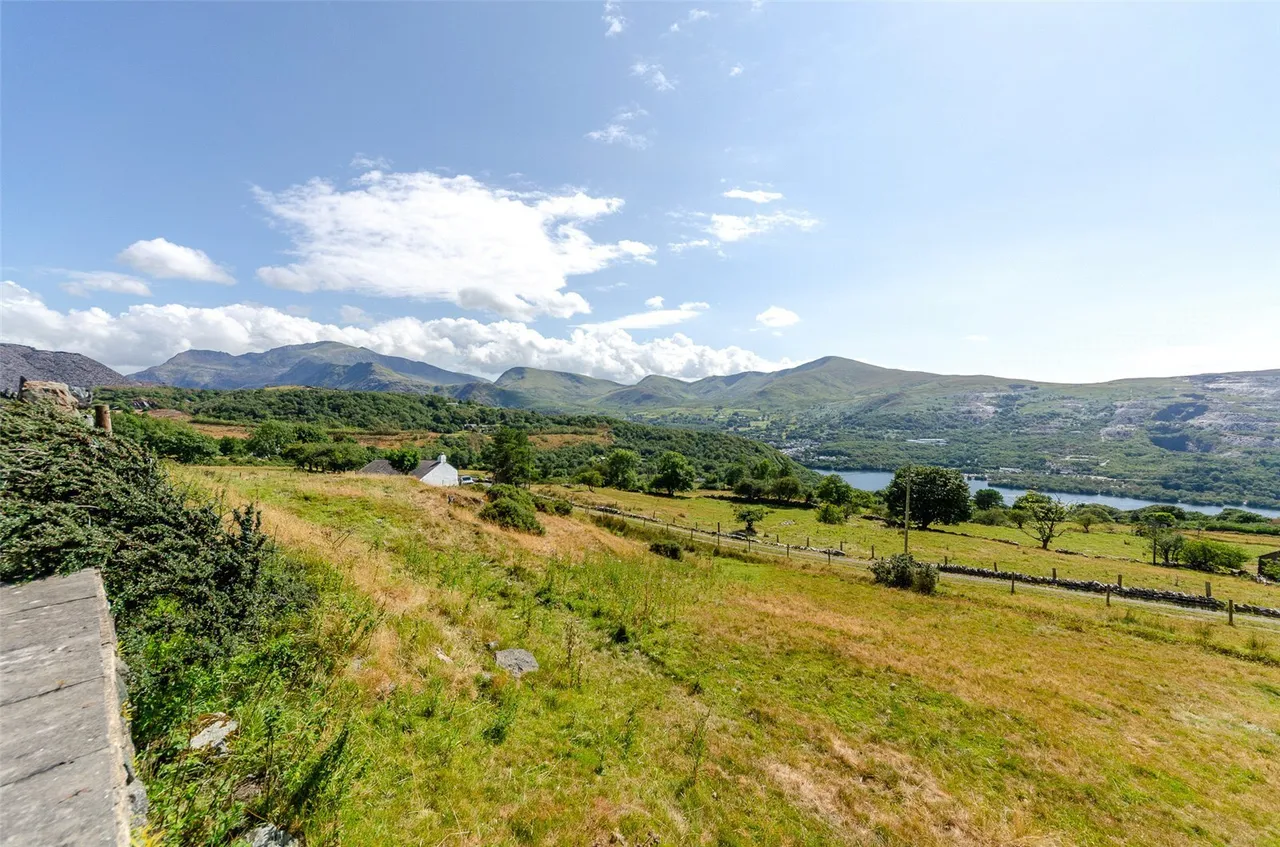 Fachwen, Caernarfon, LL55, photo 6