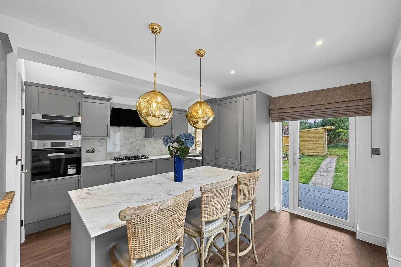Tabley Grove, Timperley, Cheshire WA15 6BN, photo 23