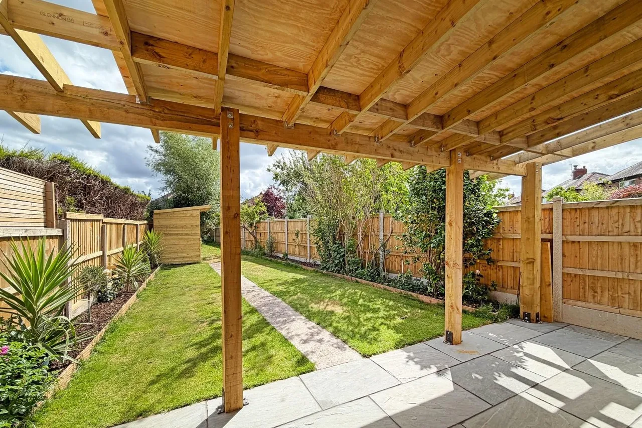 Tabley Grove, Timperley, Cheshire WA15 6BN, photo 14