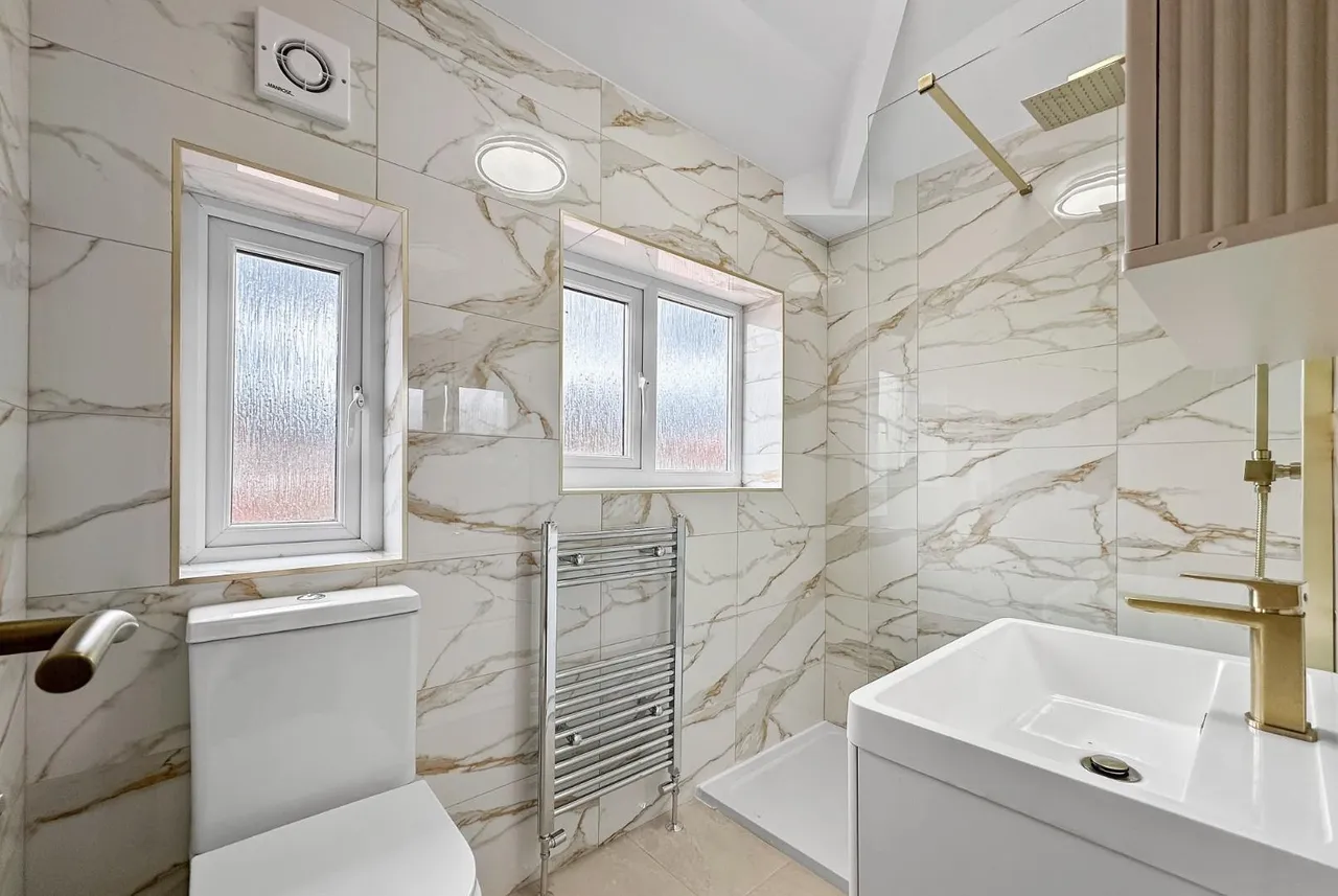 Tabley Grove, Timperley, Cheshire WA15 6BN, photo 13