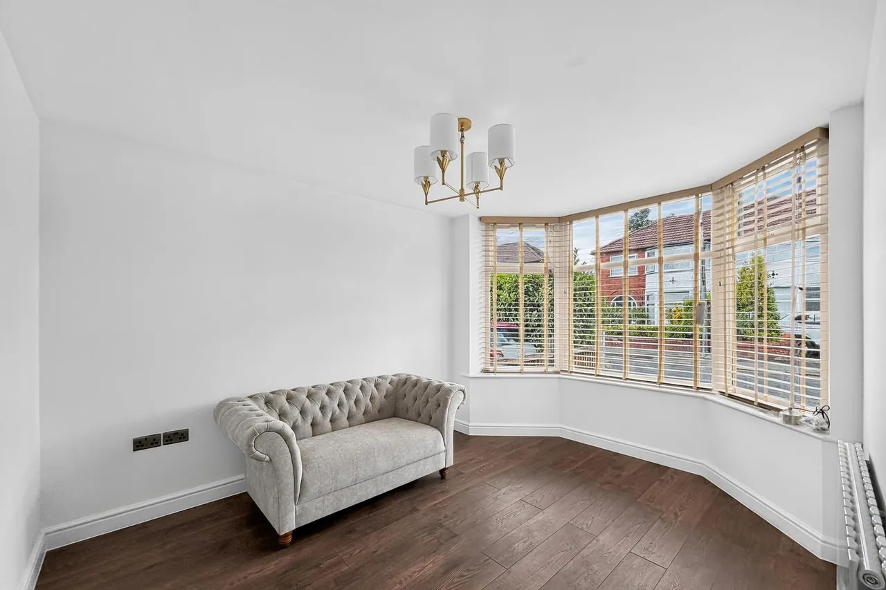 Tabley Grove, Timperley, Cheshire WA15 6BN, photo 8