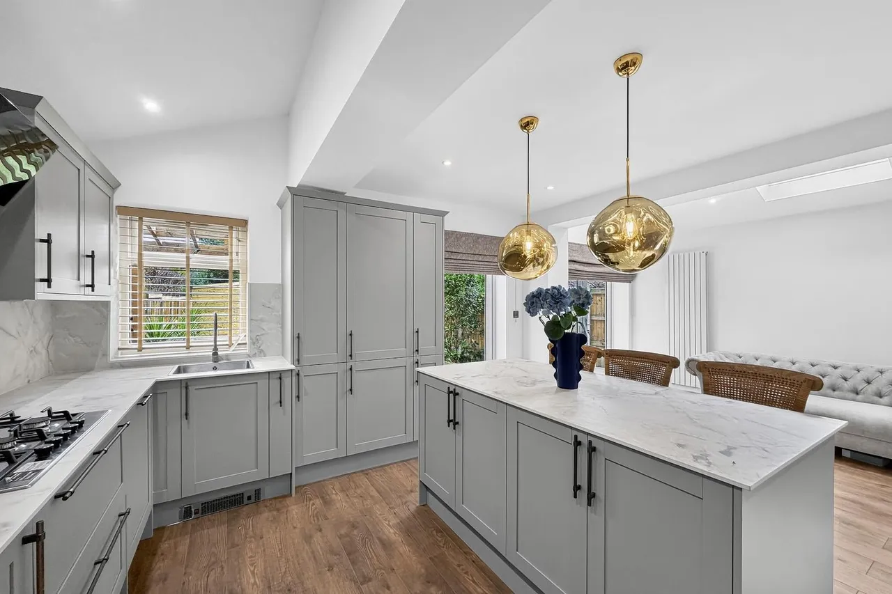 Tabley Grove, Timperley, Cheshire WA15 6BN, photo 25