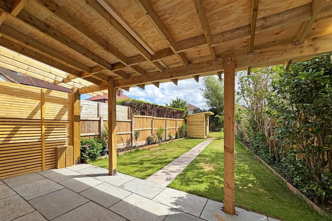 Tabley Grove, Timperley, Cheshire WA15 6BN, photo 5