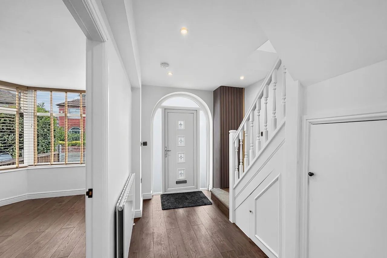 Tabley Grove, Timperley, Cheshire WA15 6BN, photo 19