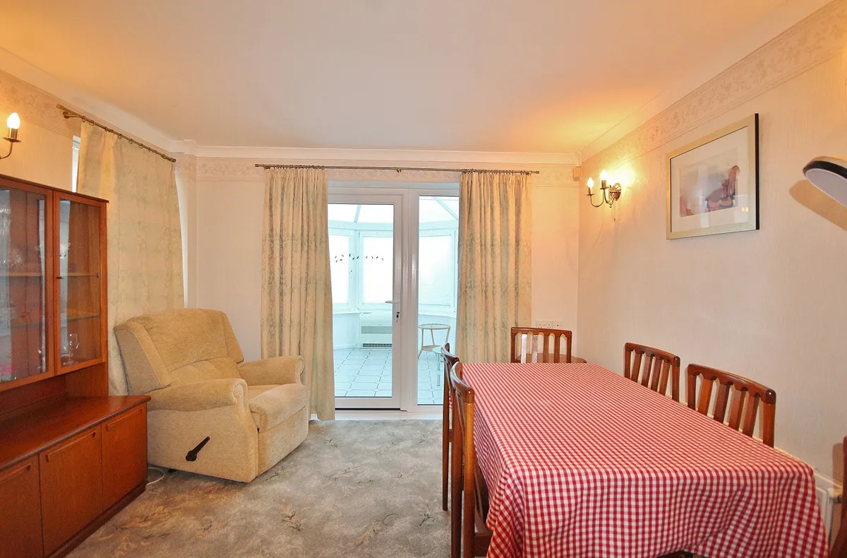 Moorland Road, Witney, photo 5