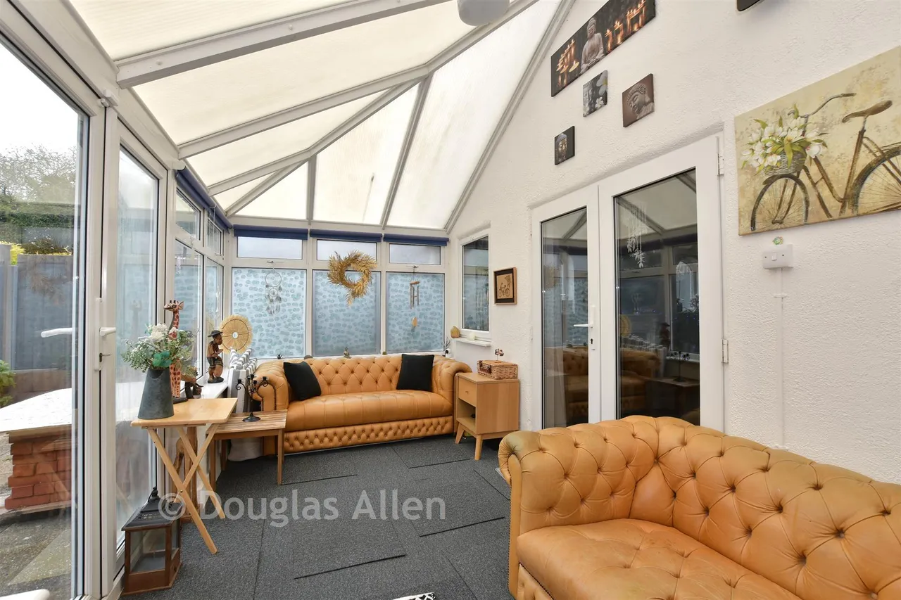 Sandon Road, Basildon, SS14, photo 11