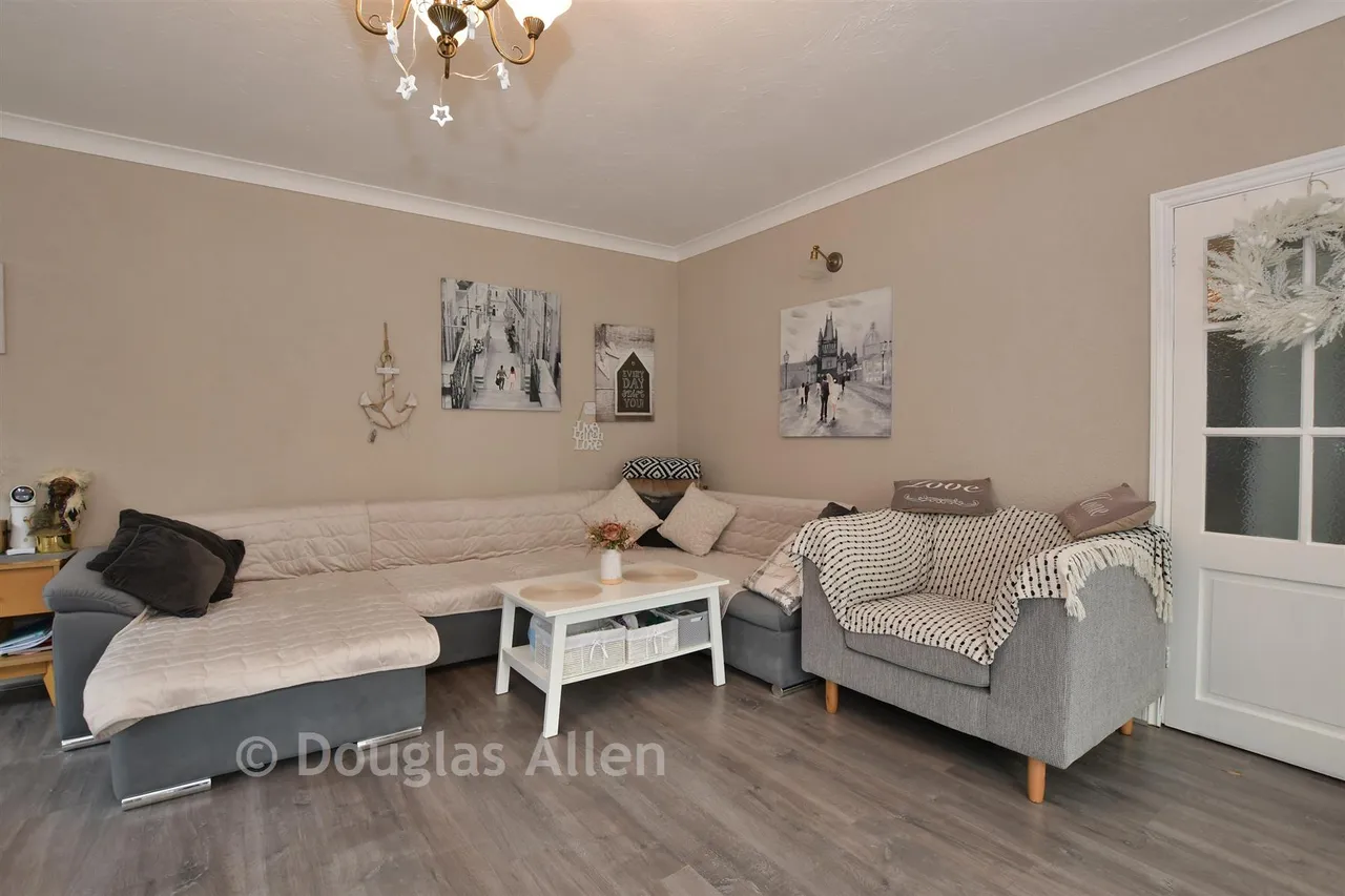 Sandon Road, Basildon, SS14, photo 9