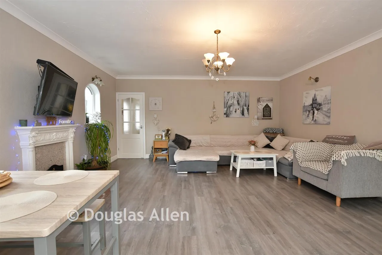 Sandon Road, Basildon, SS14, photo 8