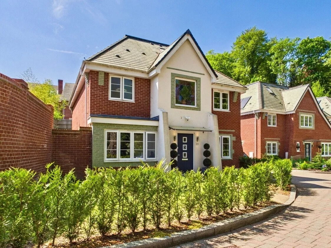 5 bed house for sale, Trinity Circle, High Wycombe, HP11