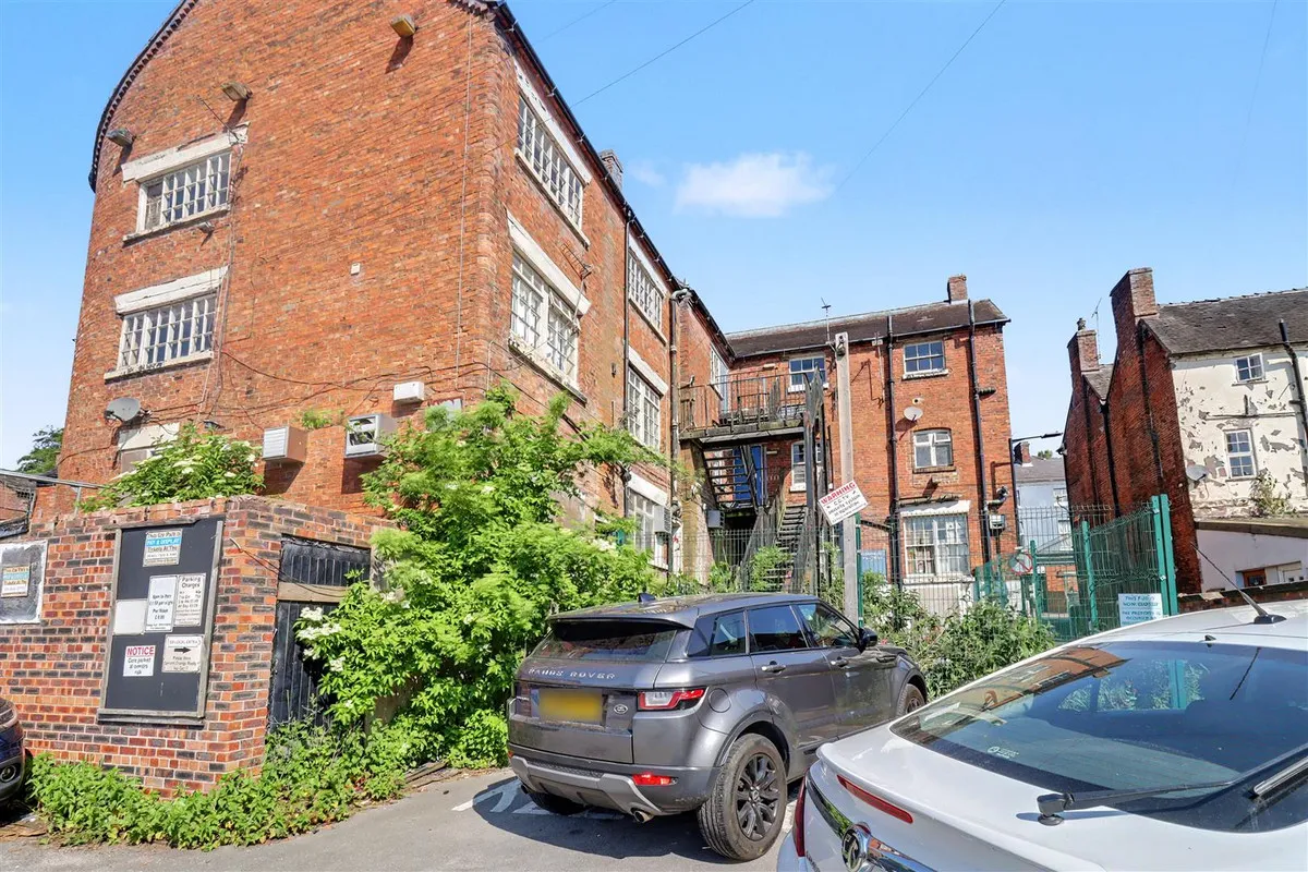 High Street, Cheadle, ST10, photo 6