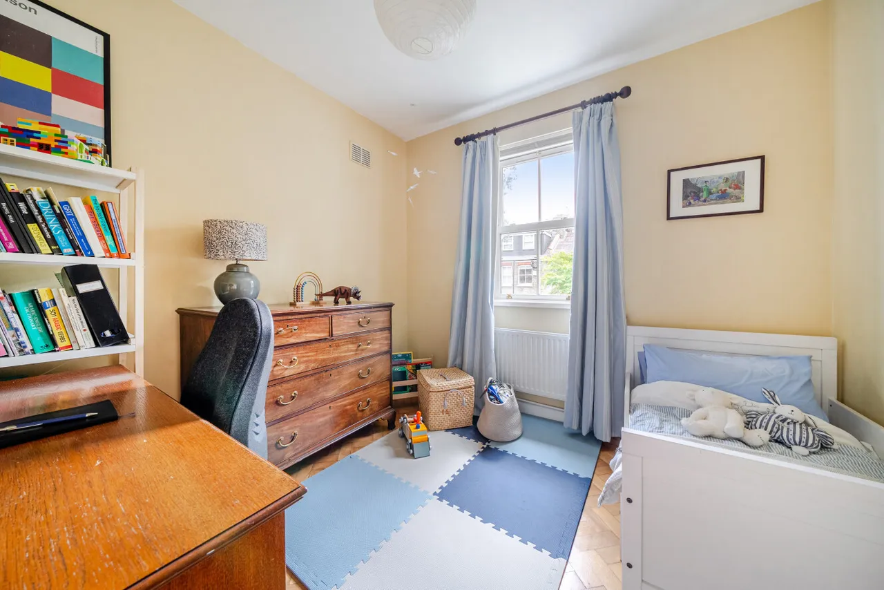 Thames Road, Chiswick, London, W4, photo 9