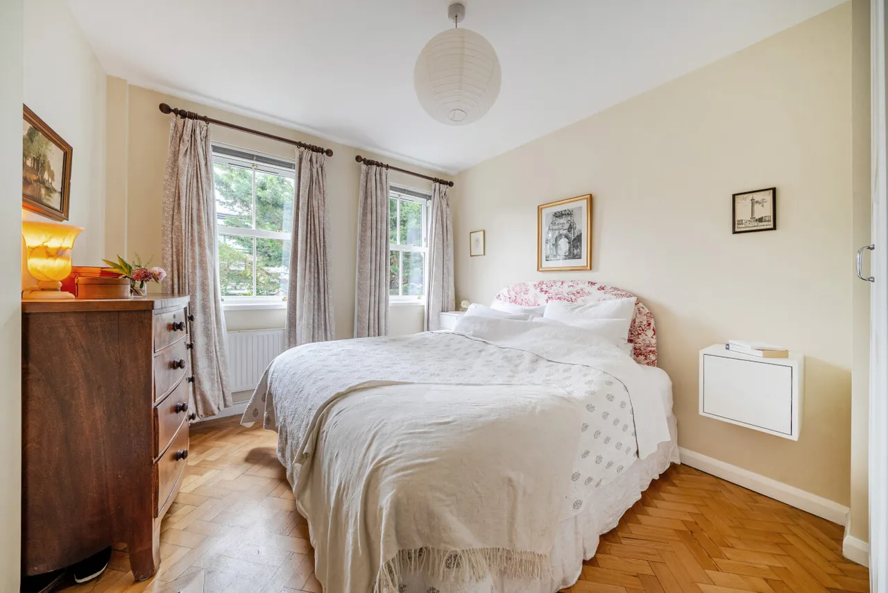 Thames Road, Chiswick, London, W4, photo 5