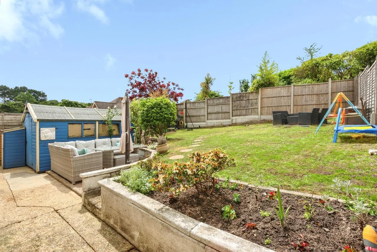 Mount Pleasant Drive, Queens Park, BH8, photo 16