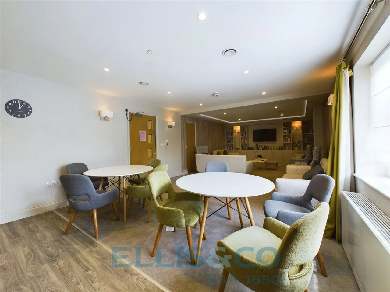 Tudeley Lane, Tonbridge, TN11, photo 12