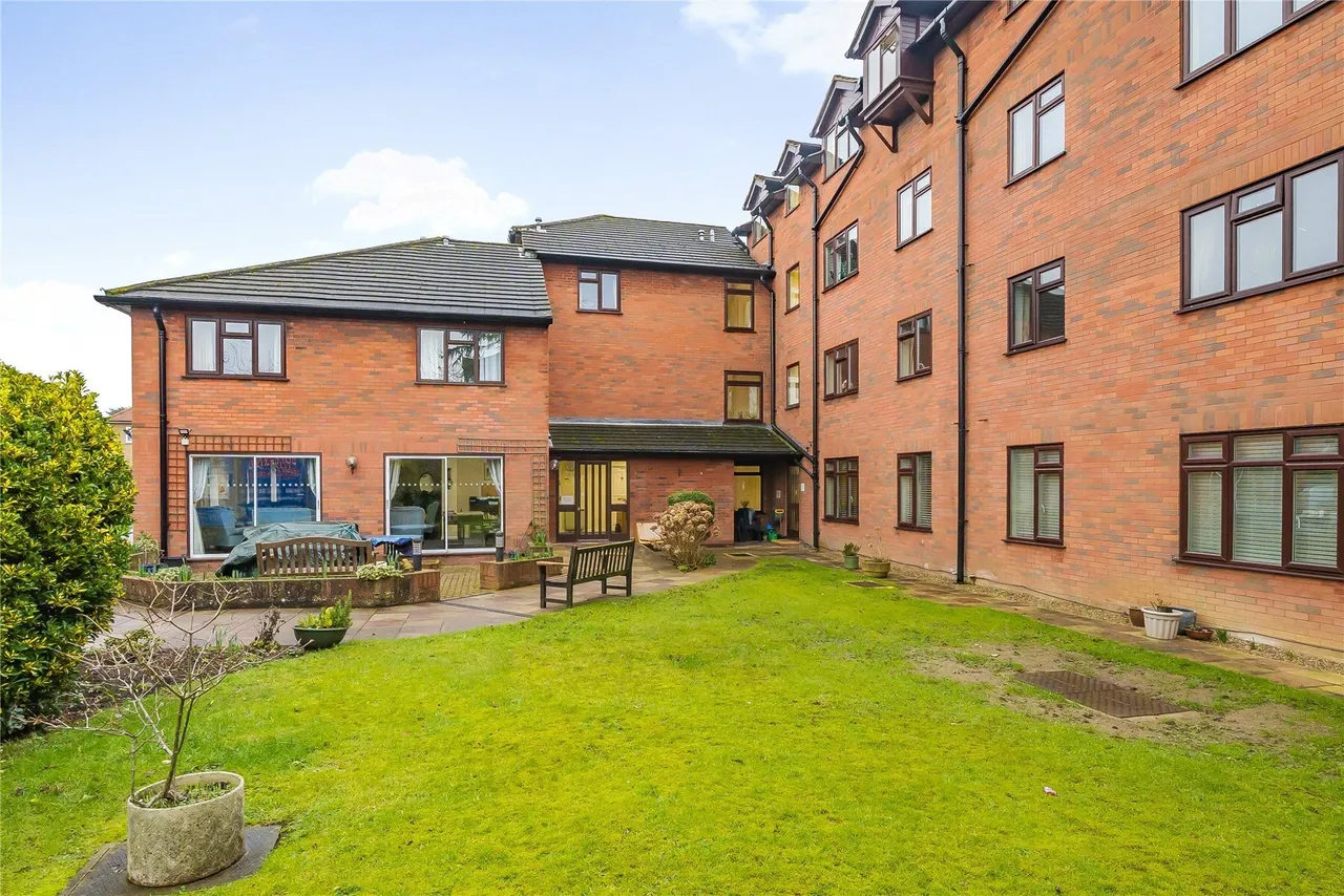 1 bed flat for sale — Farnborough Common, Orpington, BR6