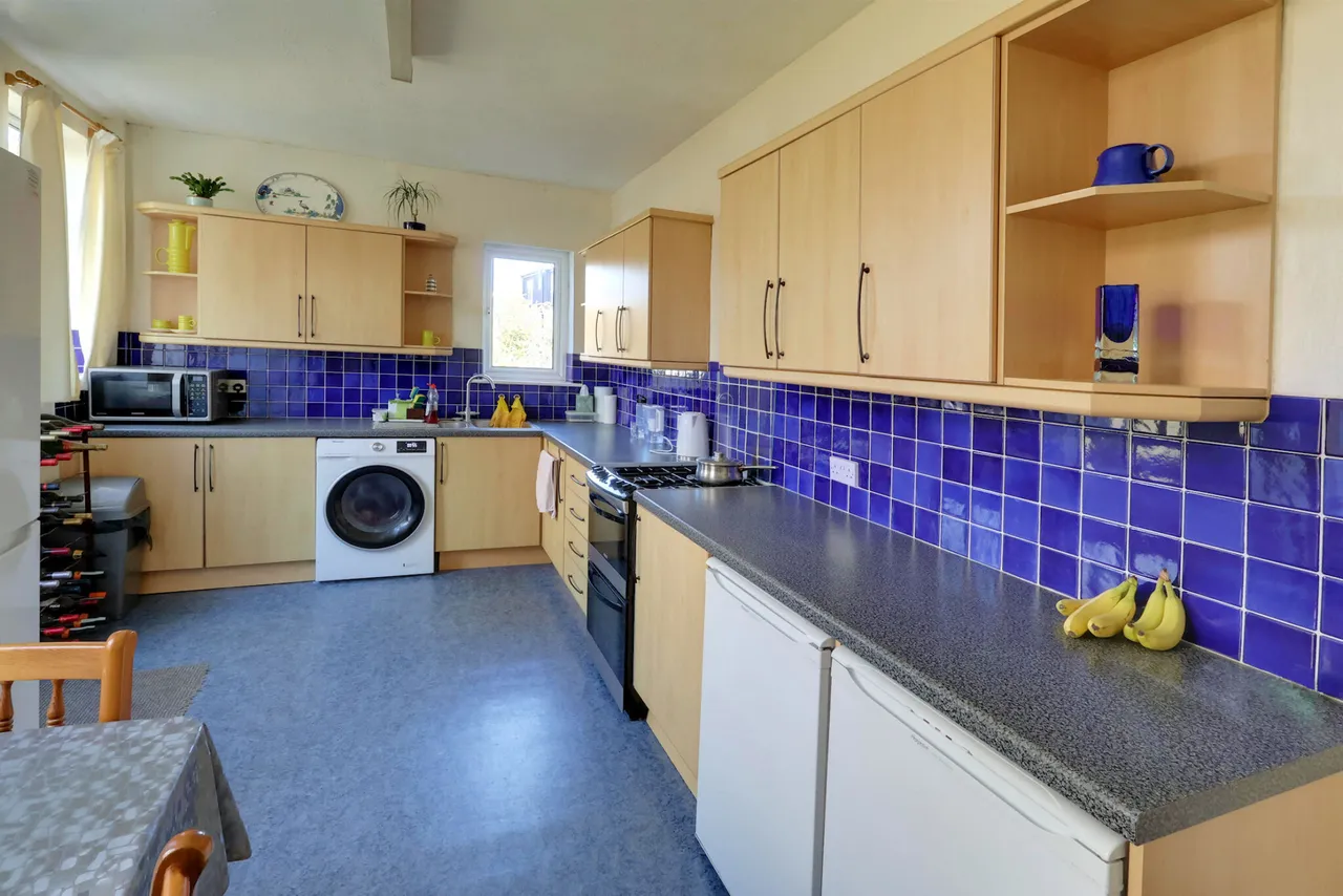 Addiscombe Road, Croydon, Croydon, CR0 7LJ, photo 3