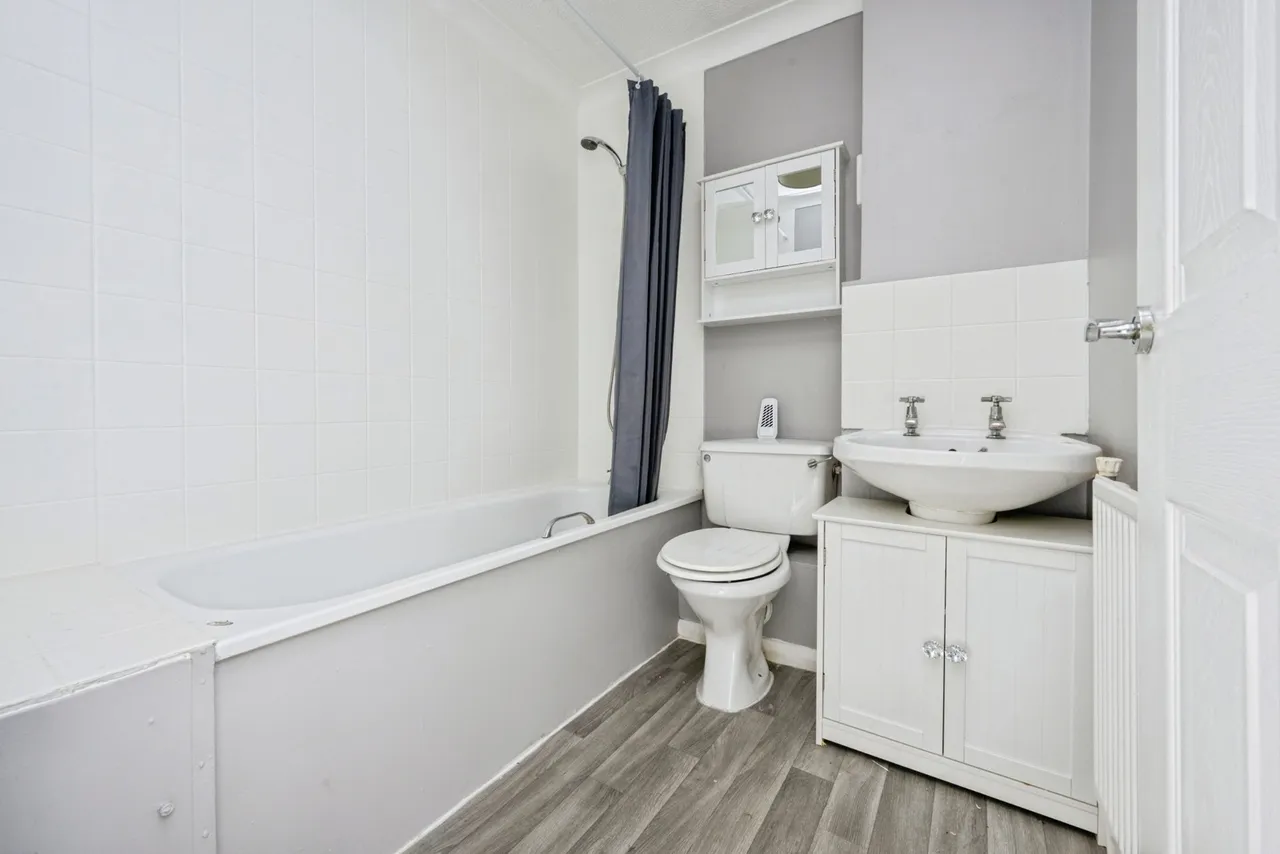 Marigold Way, Bedford, Bedfordshire, MK42, photo 8