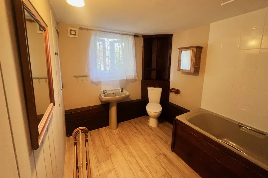 Grove Heath Road, Ripley, GU23, photo 8